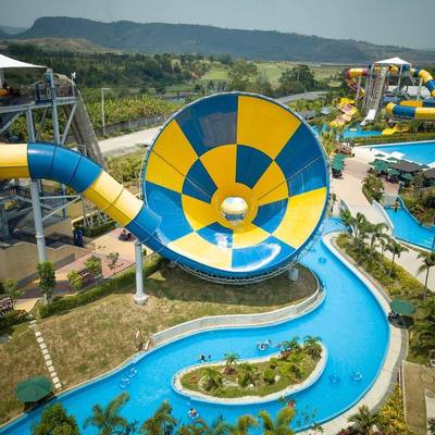 Хорошая цена. Outdoor Fiberglass Water Park Slide with 6-8mm Thickness and 10 Years Service Life in Customized Size онлайн