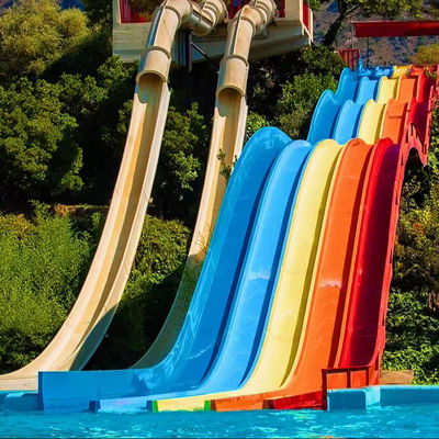 Хорошая цена. Customized Size Fiberglass Water Park Slide with 6-8mm Thickness and Over 10 Years Service Life онлайн