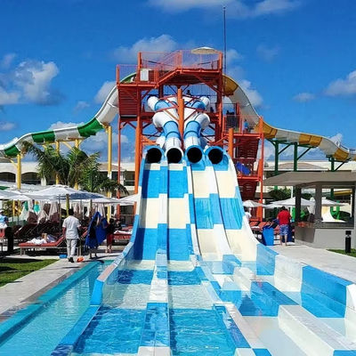 Хорошая цена. Outdoor Fiberglass Water Park Slide with 6-8mm Thickness Customized Size and Over 10 Years Service Life онлайн