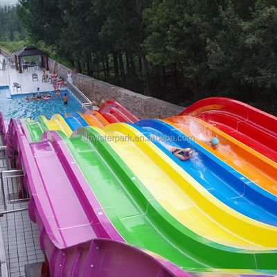 Хорошая цена. Commercial Large Water Park Equipment Lake Water Slide With Hot Dipped Galvanized Steel Structures And Roofs онлайн