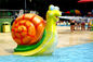 Животные дети пусковой площадки выплеска воды стиля играют игры брызг воды улитки бассейна 1.2m