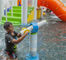 Игрушки игры бассейна детей аквапарк, стрелок брызг воды и водяной пистолет