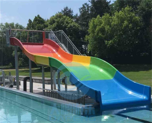Скольжение семьи стеклоткани цвета радуги детей широкое для парка Aqua