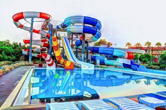 Водный парк Игры Игры стекловолокна Игровое оборудование Спиральная горка для детей
