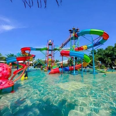 Водные развлечения Забавный парк Внешний бассейн Маленький водяной горка из стекловолокна