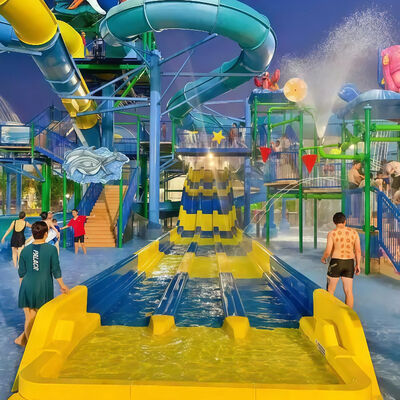 Коммерческие жилые водяные горки из стекловолокна Красочные гоночные горки с 2D-дизайном для отелей Бассейны